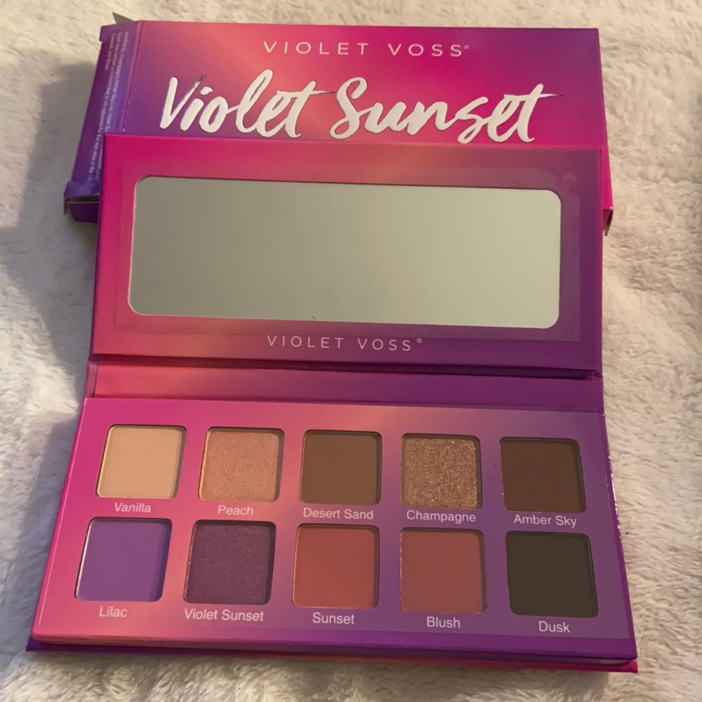 Violet voss violet sunset eyeshadow palette. New in box!
